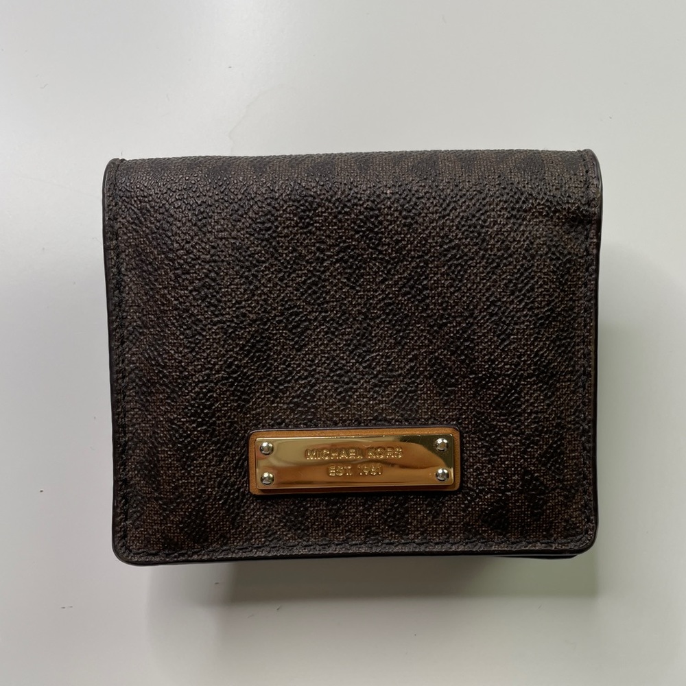 Michael Kors Logo Bi-Fold Wallet